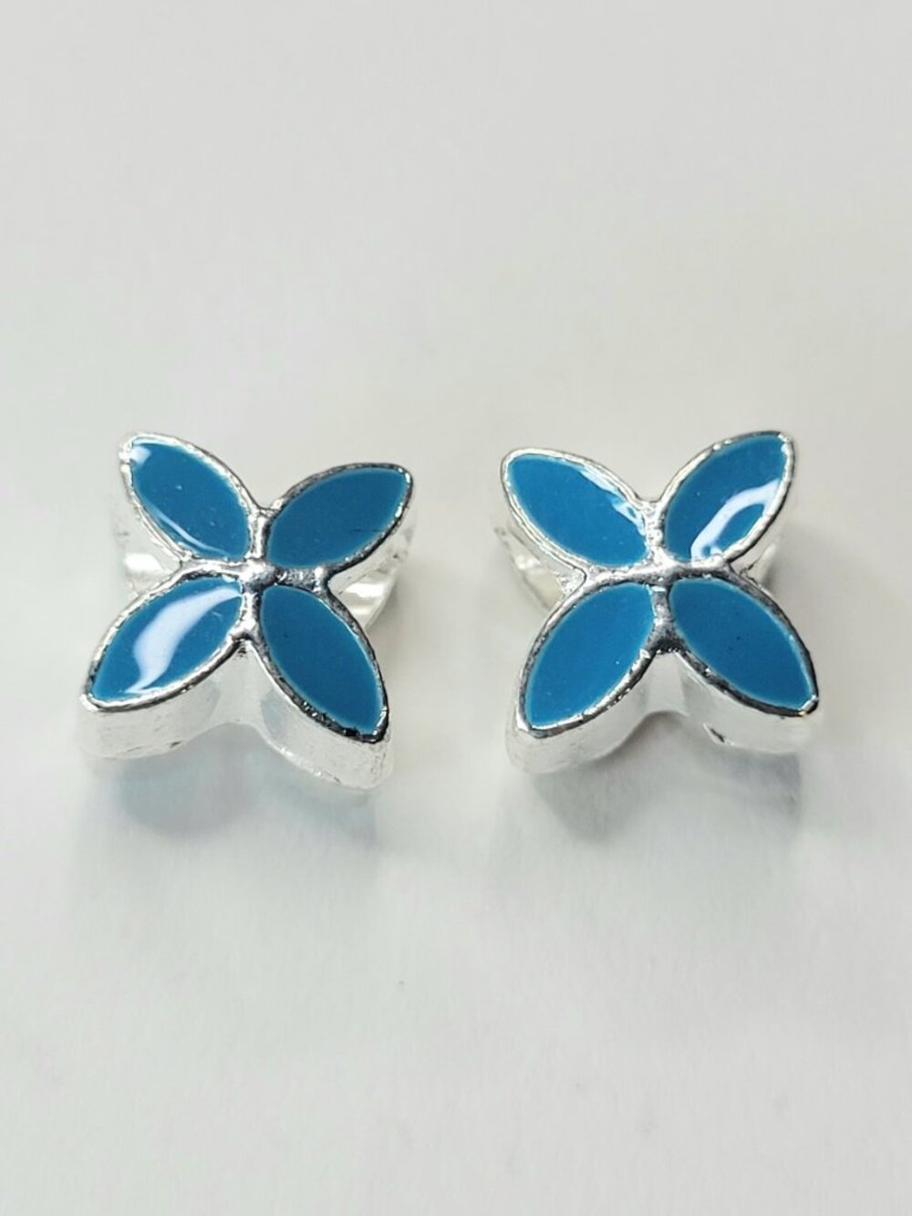 New! For Pandora Charm Bracelets TWO Bright Blue and Silver Color Leaf Flowers - Picture 2 of 4
